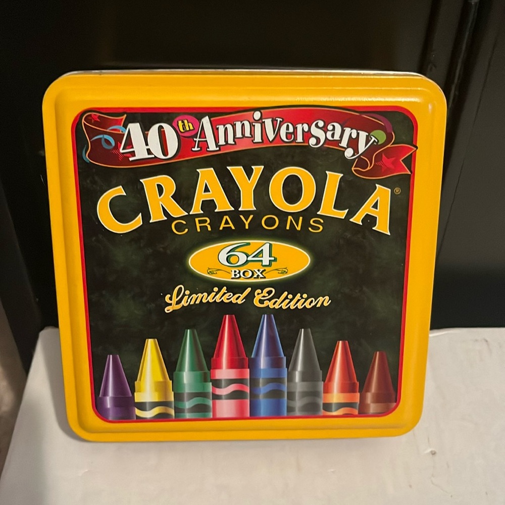 40th Anniversary Limited Edition Crayola Crayons collector’s tin